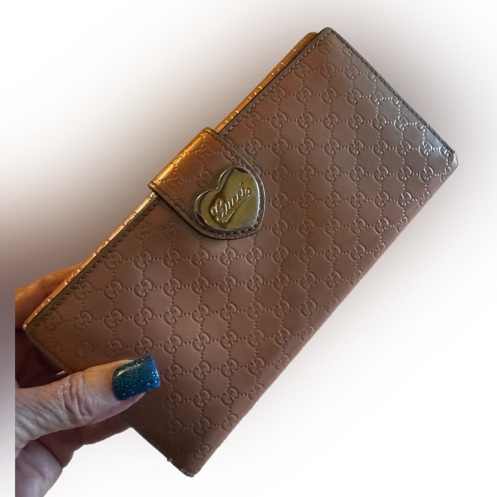 GUCCI Guccisima Patent Leather long Heart Wallet Authentic - Picture 4 of 16